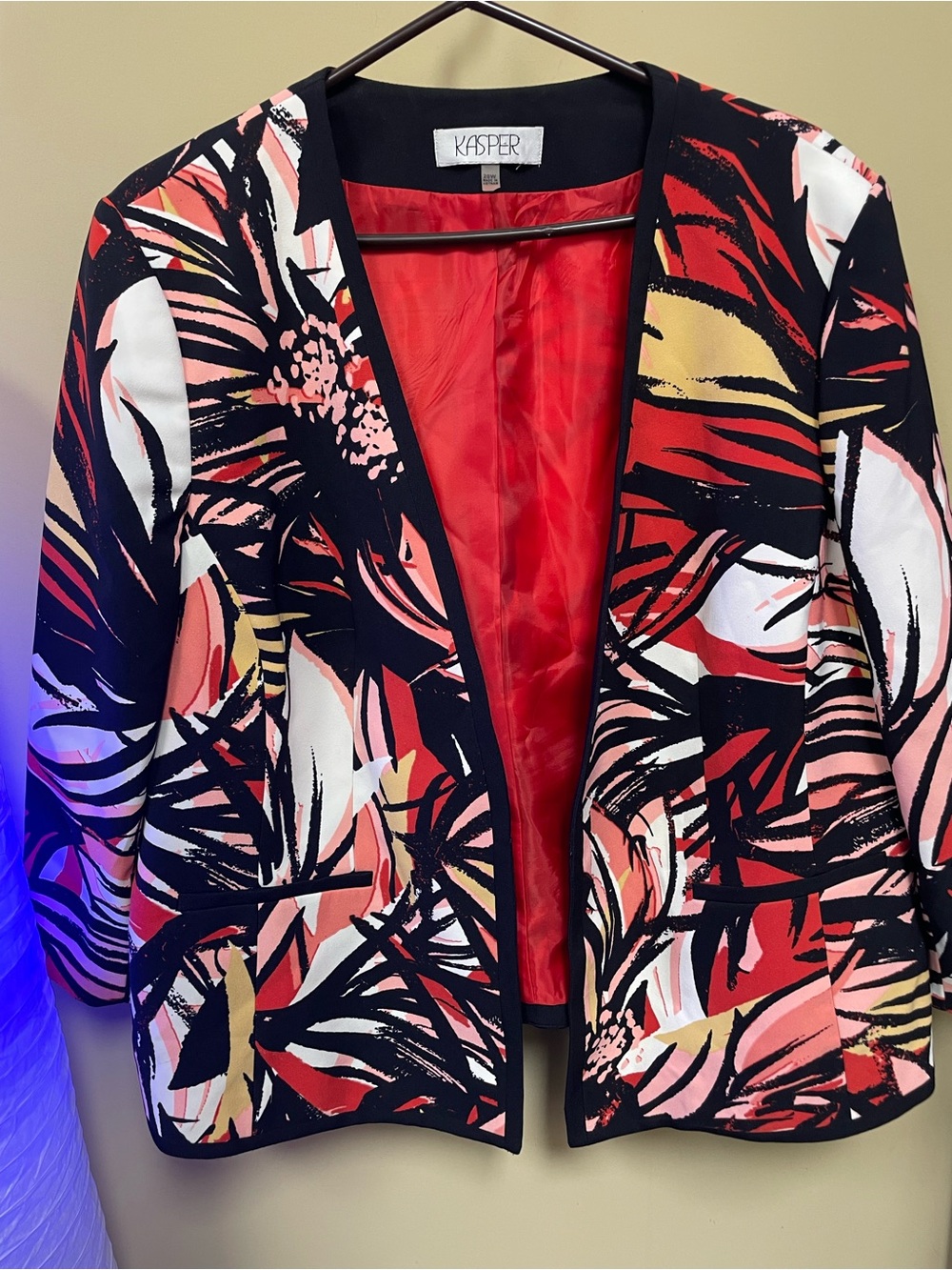 Kasper Black and color Patterned Blazer - Picture 3 of 8